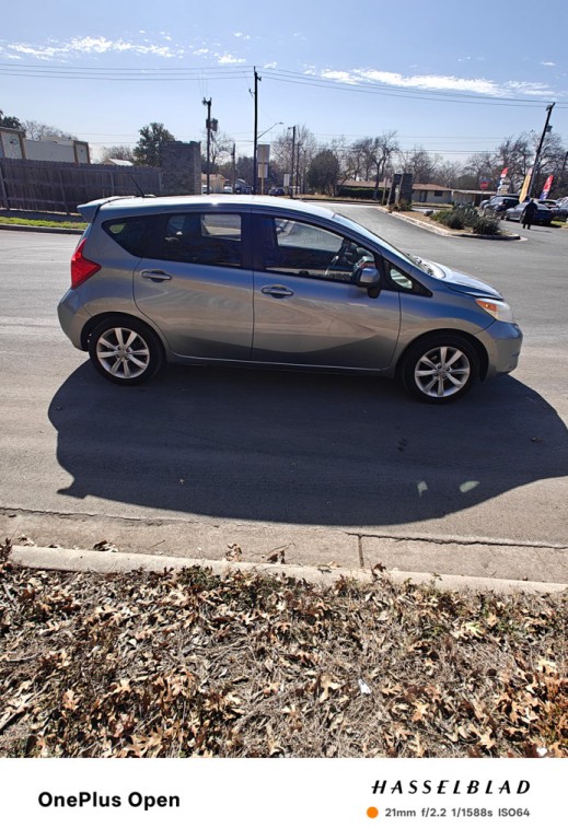 2014 Nissan Versa Image 3