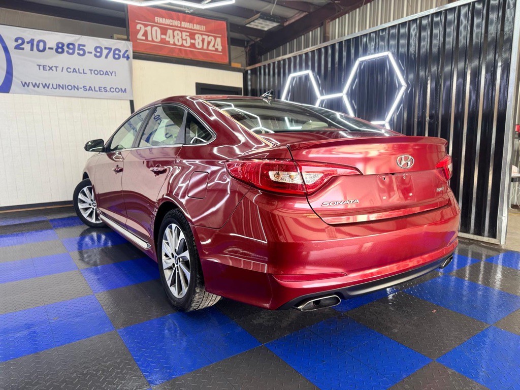 2016 Hyundai Sonata Image 17