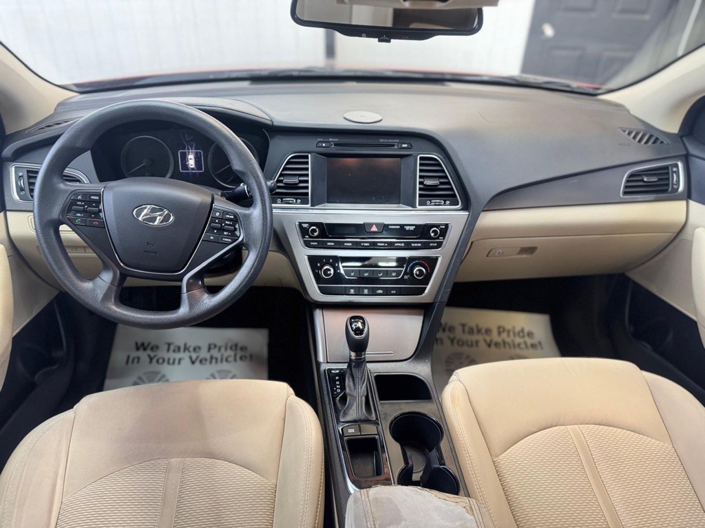 2016 Hyundai Sonata Image 32