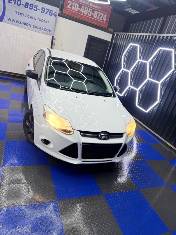 2014 Ford Focus Image 9