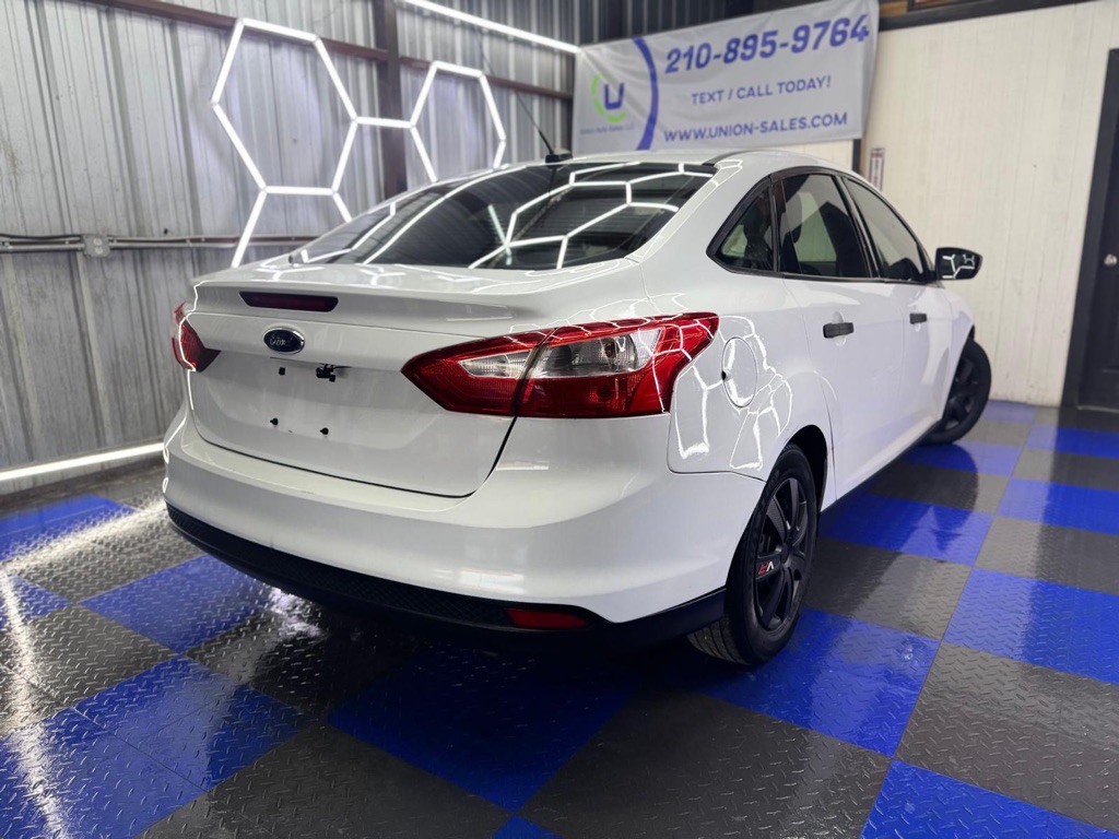 2014 Ford Focus Image 20