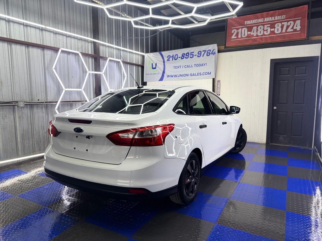 2014 Ford Focus Image 22