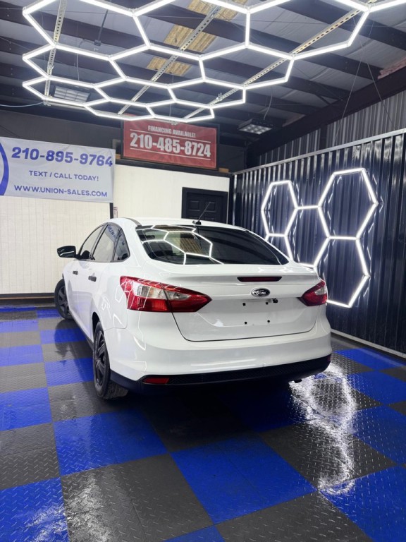 2014 Ford Focus Image 26