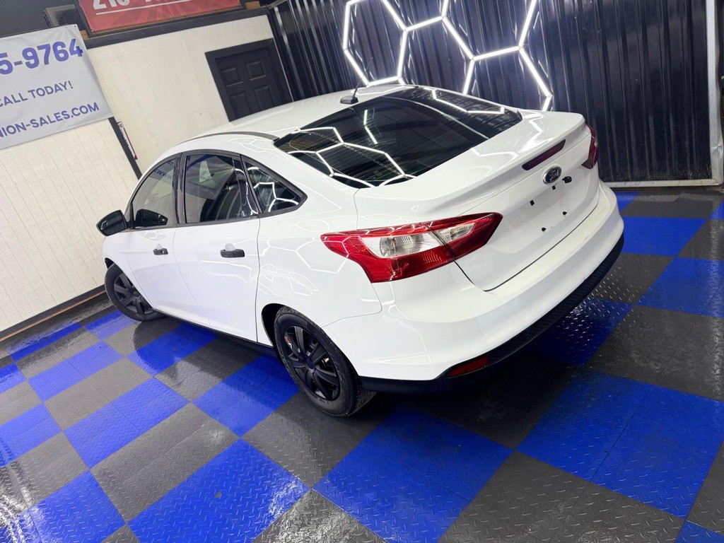 2014 Ford Focus Image 28