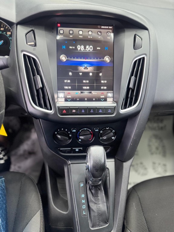 2014 Ford Focus Image 37