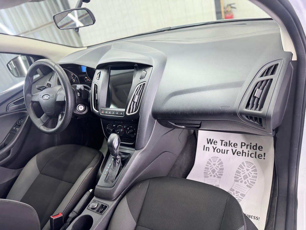 2014 Ford Focus Image 41