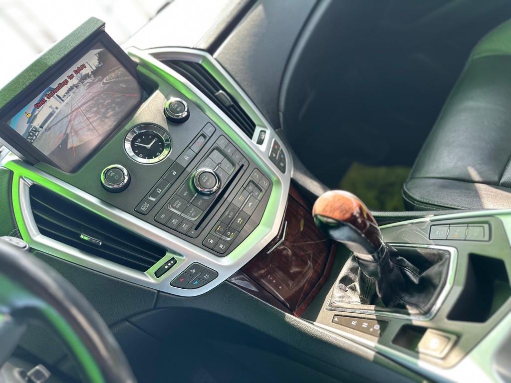 2012 Cadillac SRX Image 40