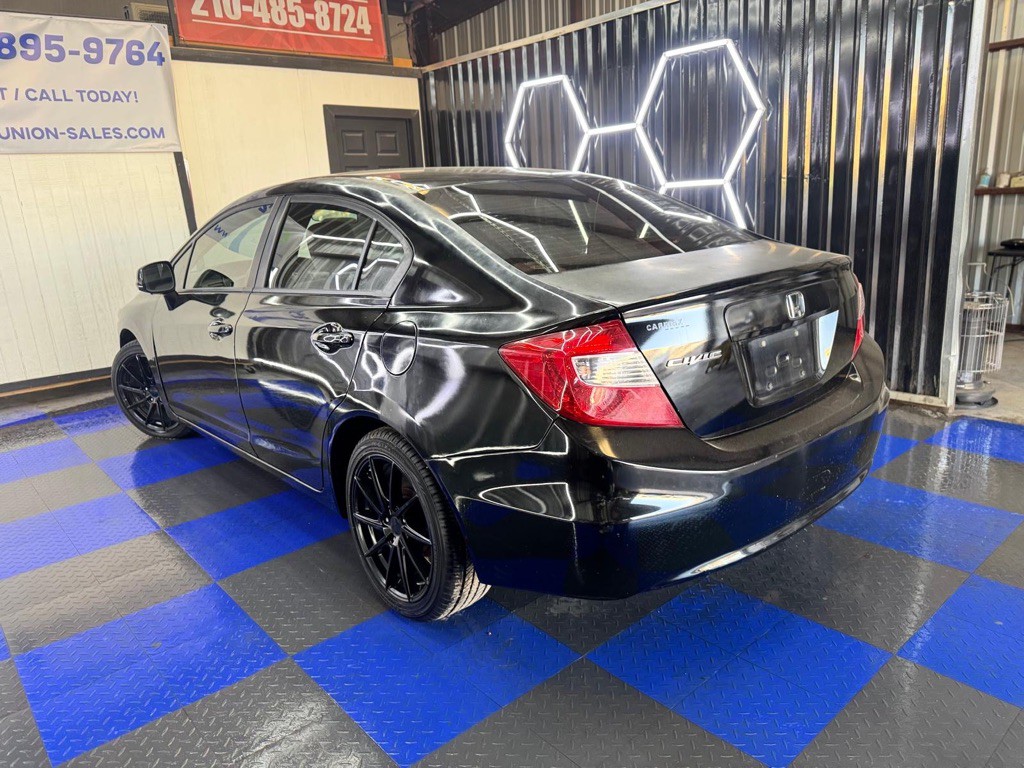 2012 Honda Civic Image 20