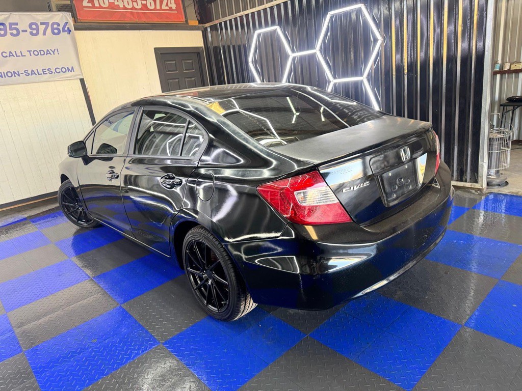 2012 Honda Civic Image 23