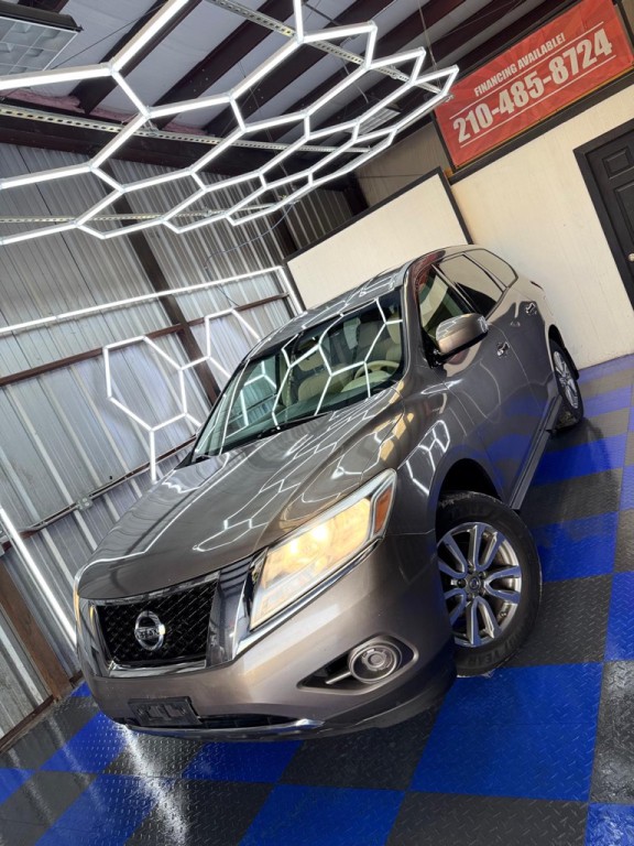 2013 Nissan Pathfinder Image 9