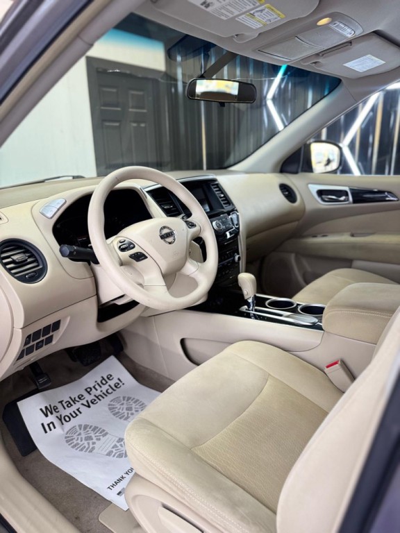 2013 Nissan Pathfinder Image 24