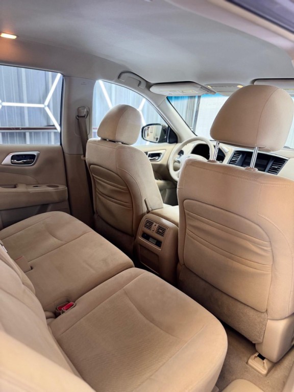 2013 Nissan Pathfinder Image 31