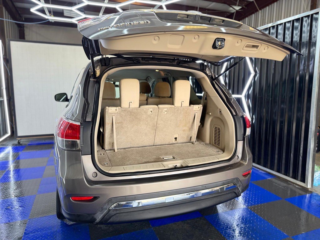 2013 Nissan Pathfinder Image 40