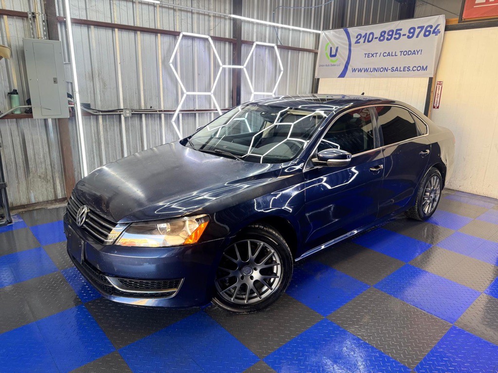 2013 Volkswagen Passat Image 10