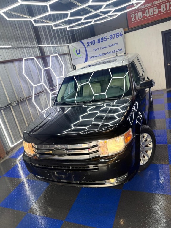 2011 Ford Flex Image 2