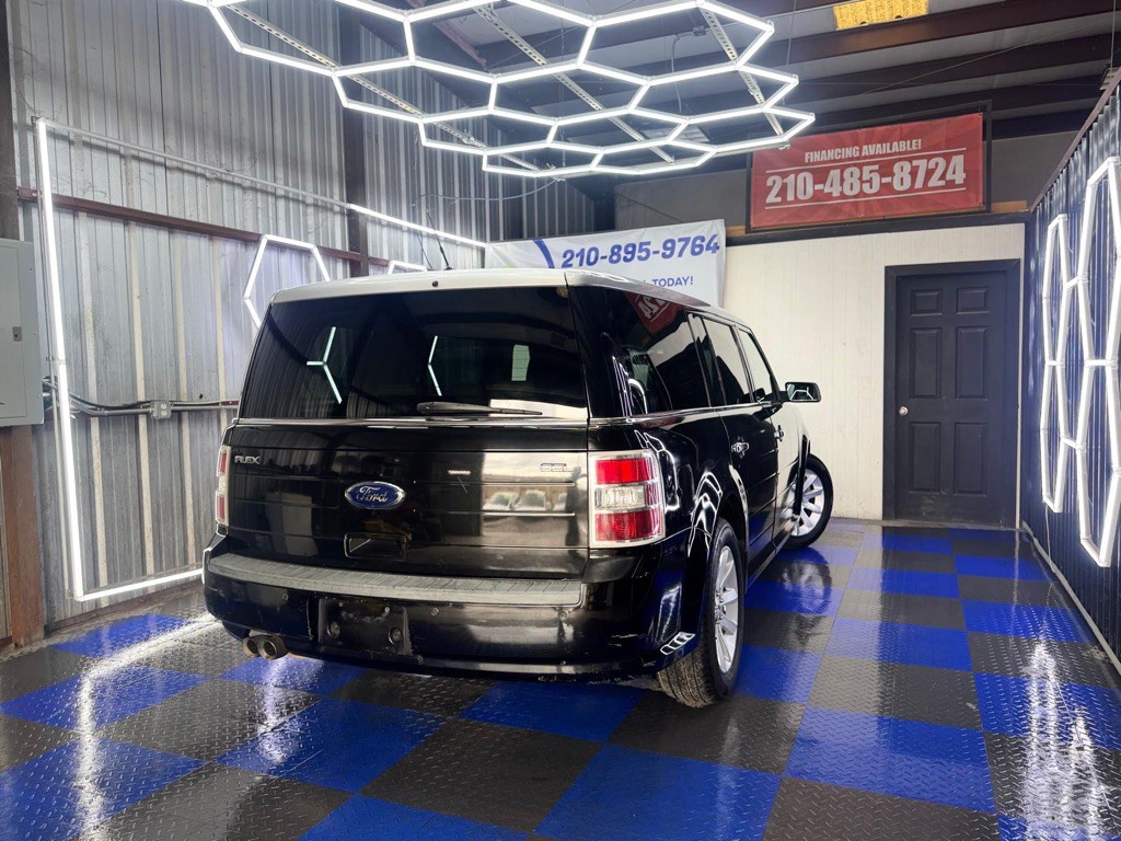 2011 Ford Flex Image 13