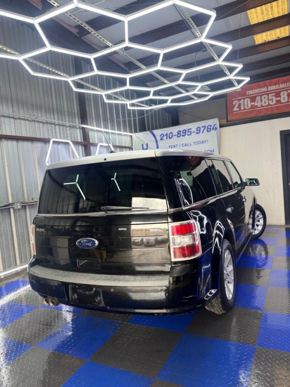 2011 Ford Flex Image 15