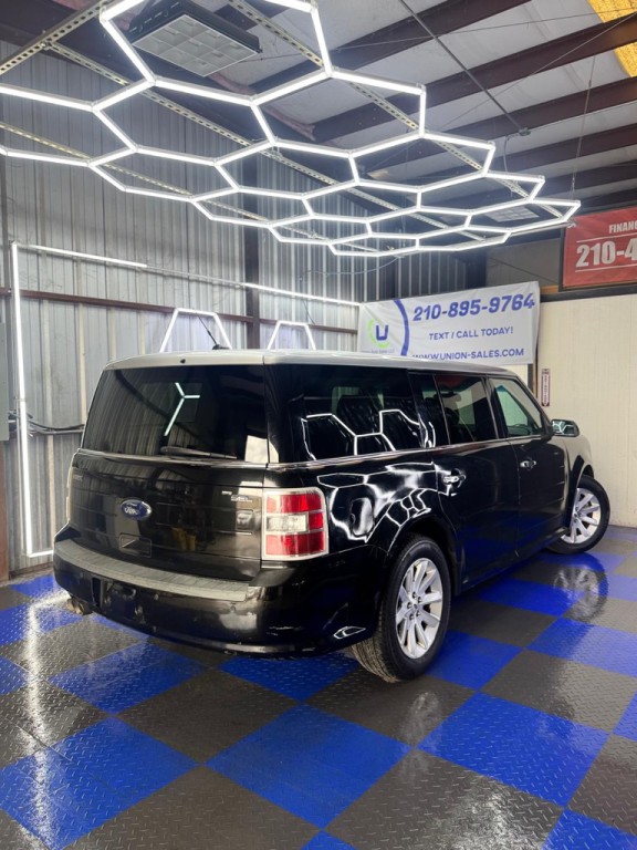 2011 Ford Flex Image 18