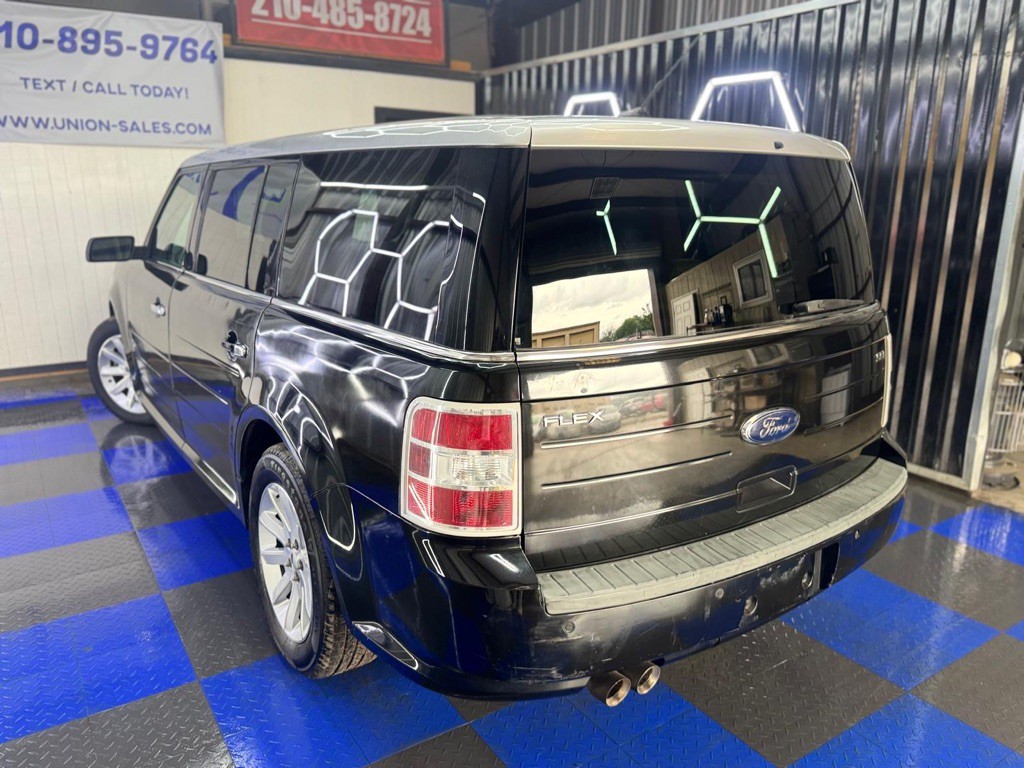 2011 Ford Flex Image 21