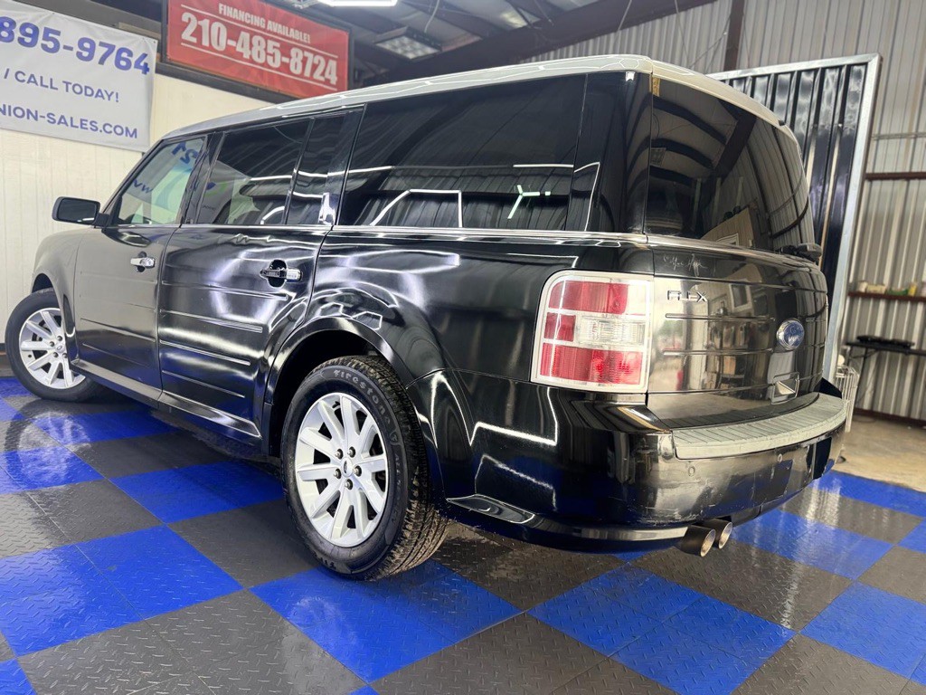 2011 Ford Flex Image 22
