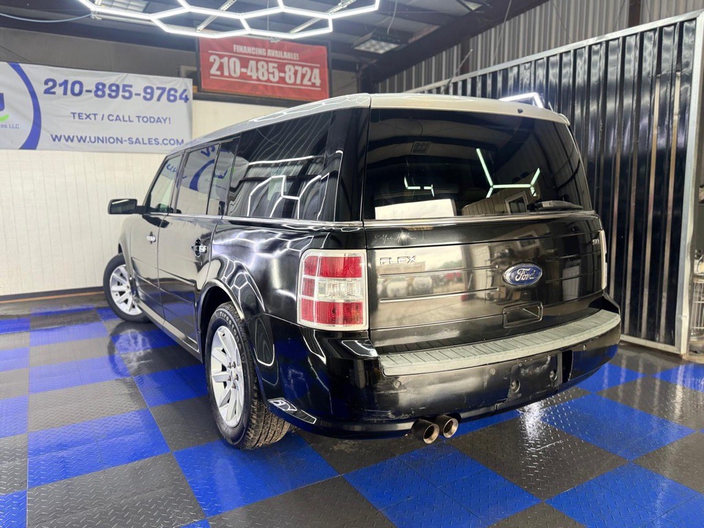 2011 Ford Flex Image 24