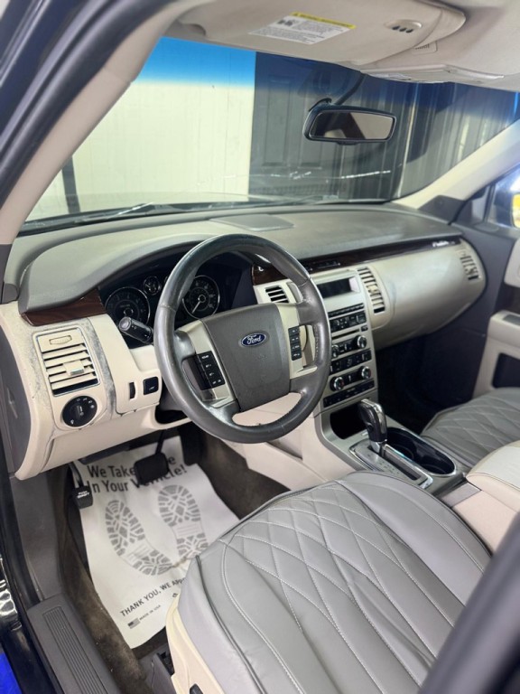 2011 Ford Flex Image 25