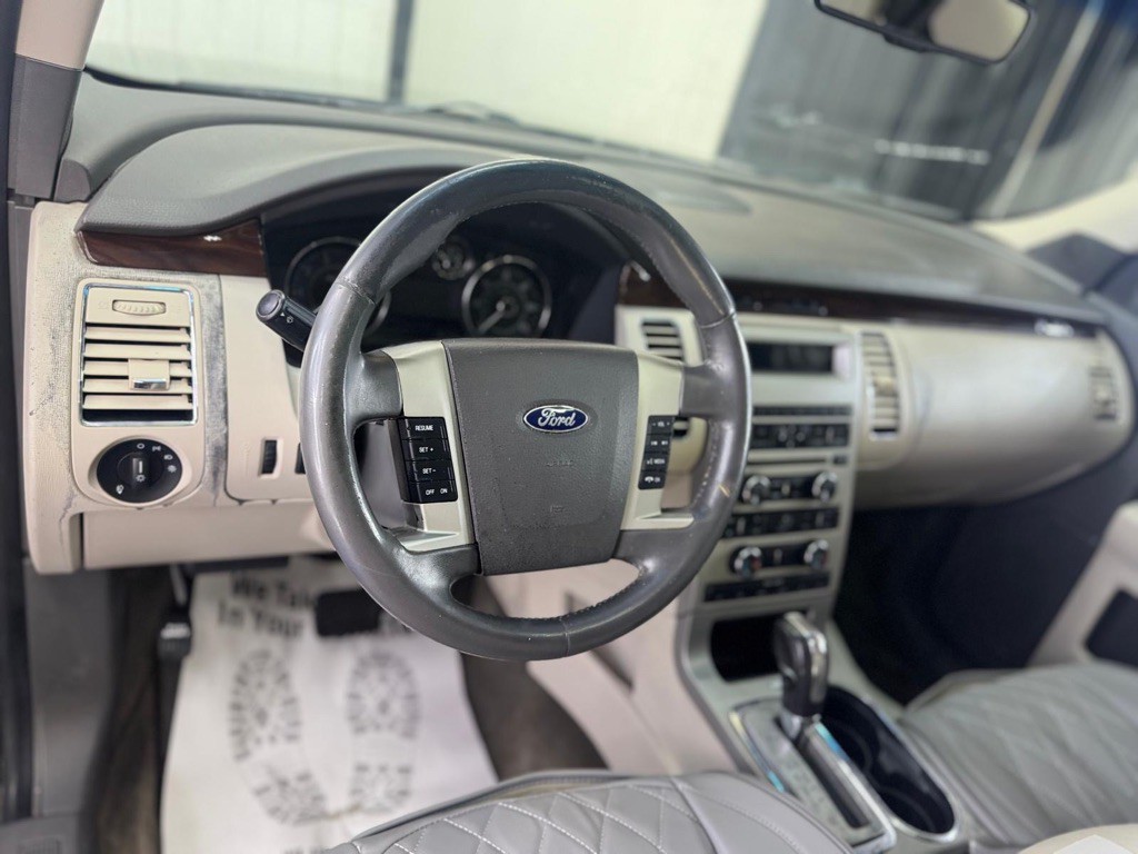 2011 Ford Flex Image 26