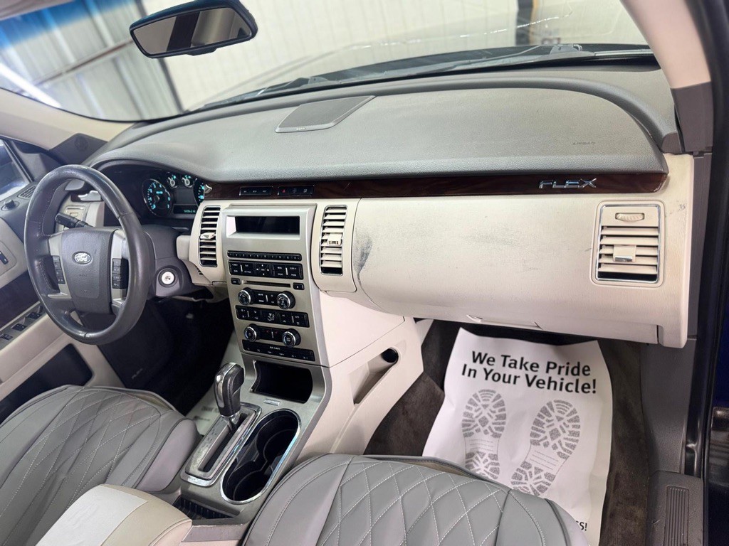 2011 Ford Flex Image 30