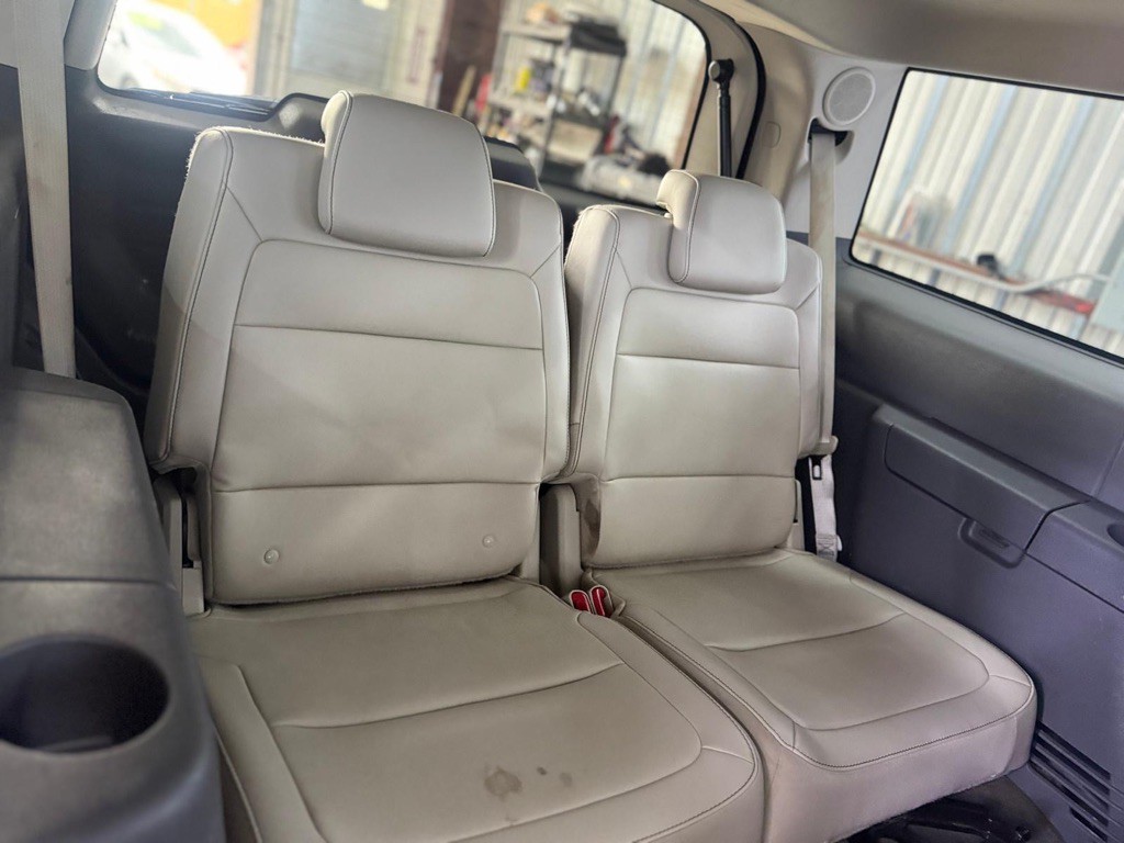 2011 Ford Flex Image 44