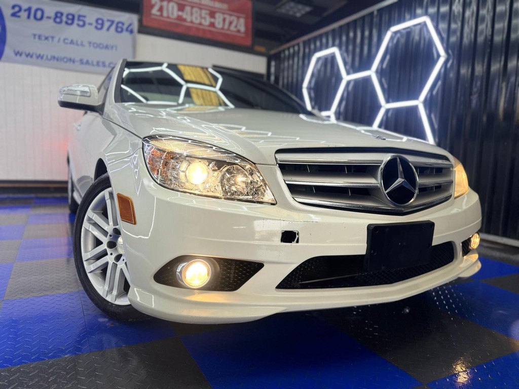 2009 Mercedes-Benz C-Class Image 5