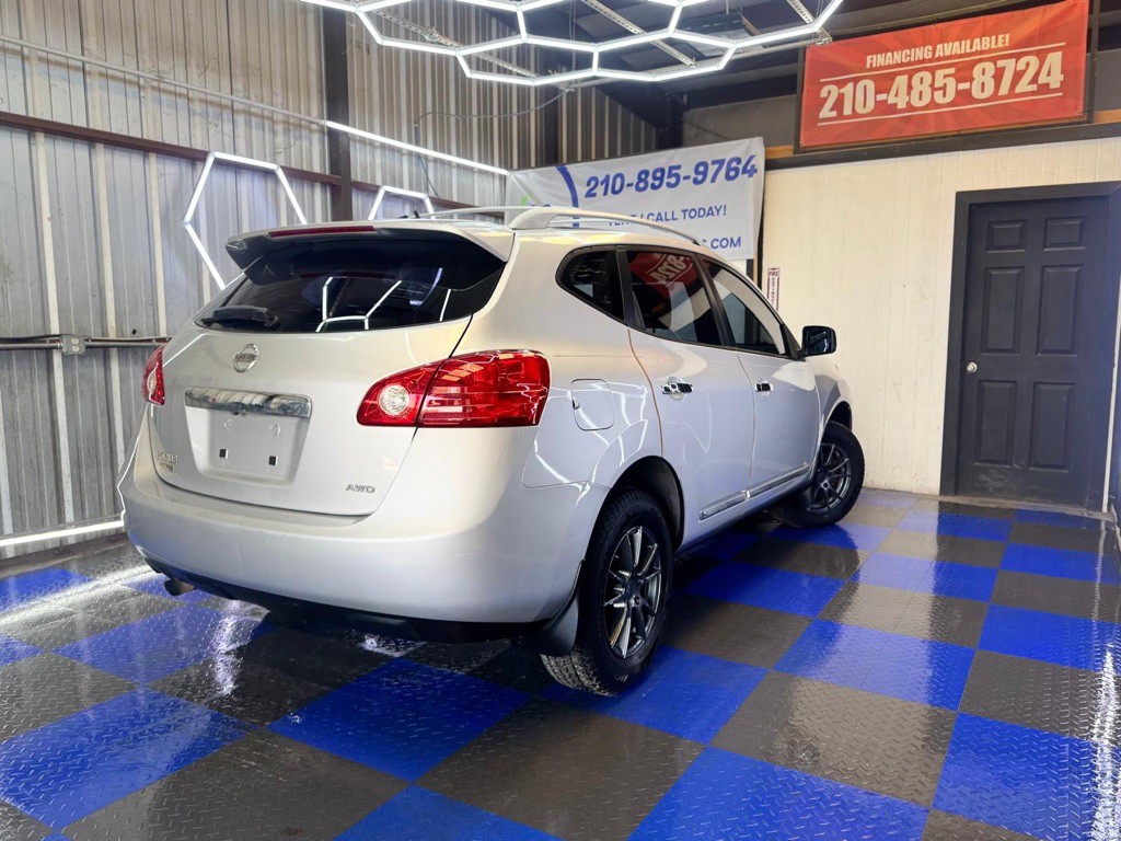 2014 Nissan Rogue Image 14