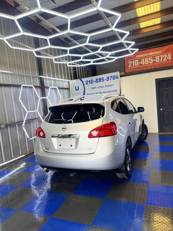 2014 Nissan Rogue Image 15