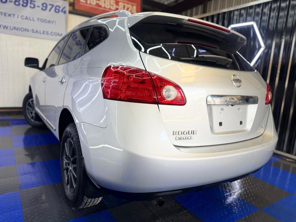 2014 Nissan Rogue Image 17