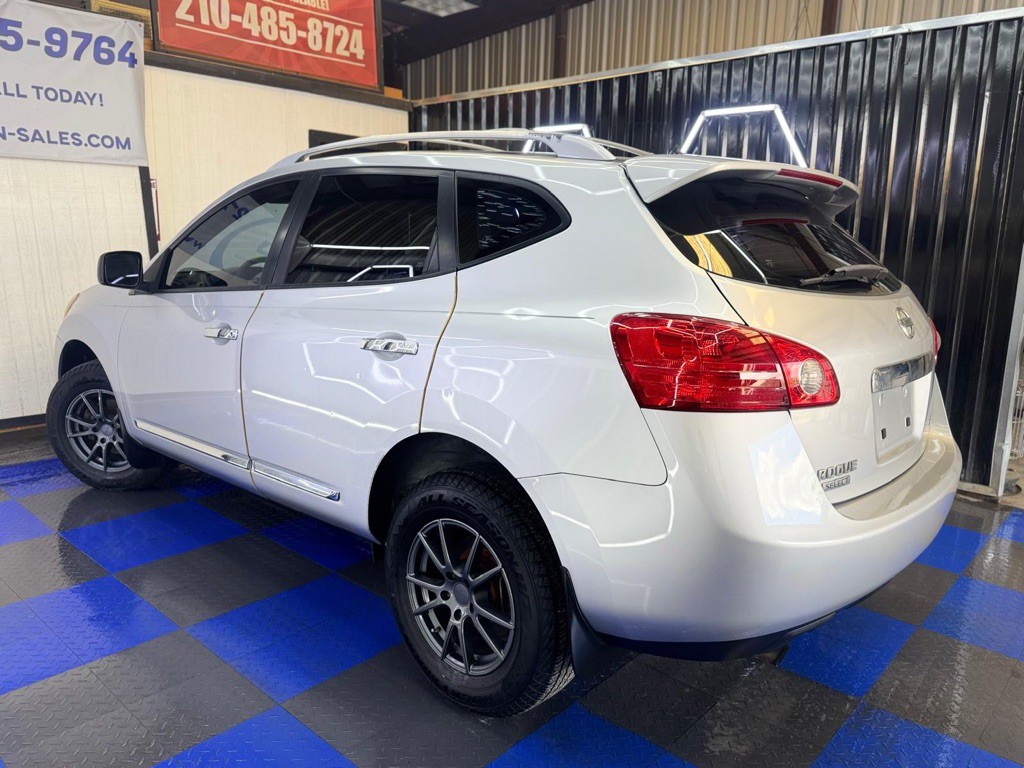 2014 Nissan Rogue Image 22