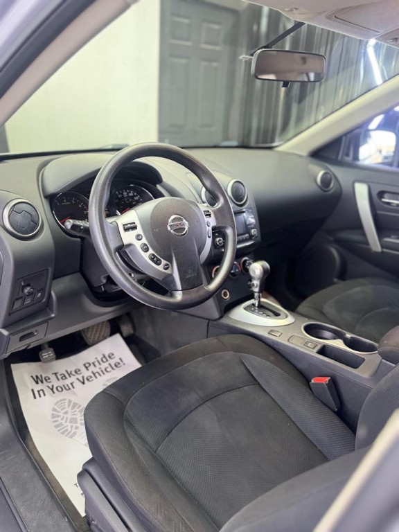 2014 Nissan Rogue Image 23