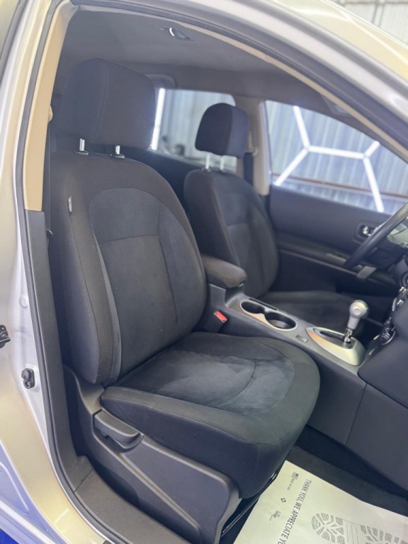 2014 Nissan Rogue Image 28
