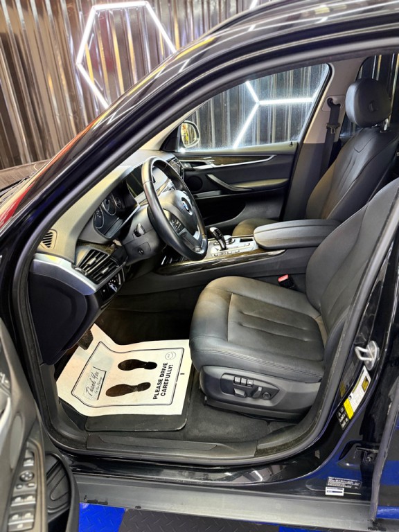 2015 BMW X5 Image 25