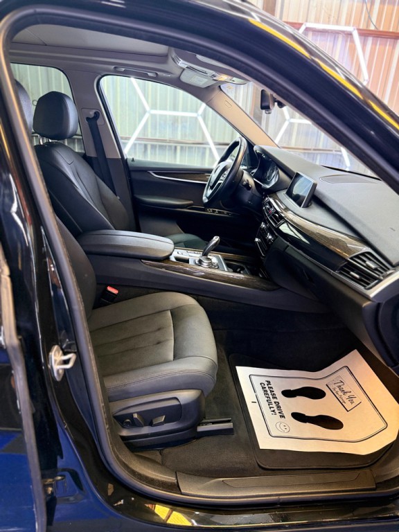2015 BMW X5 Image 32