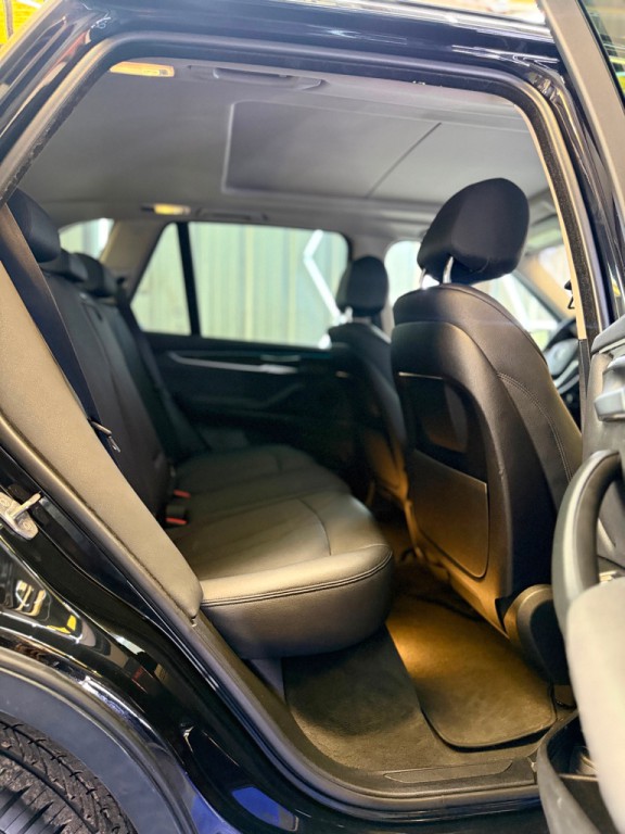 2015 BMW X5 Image 38