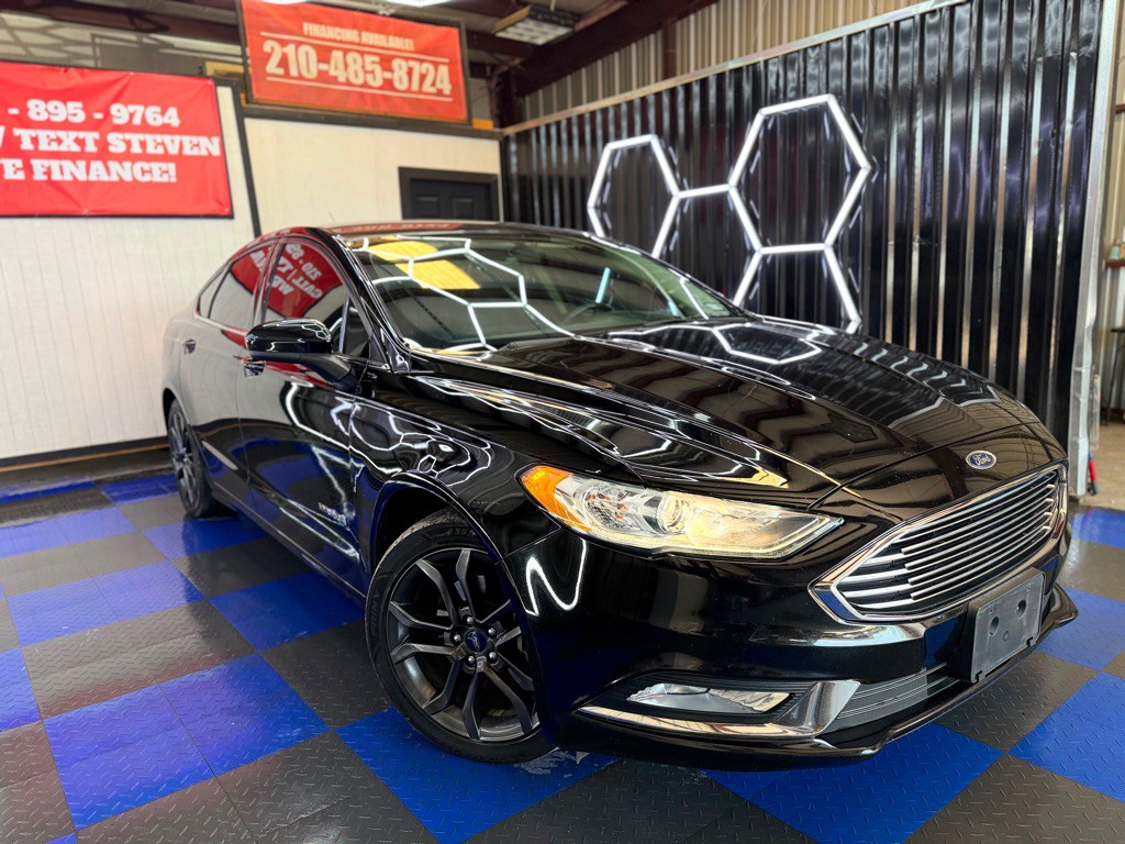2018 Ford Fusion Image 2