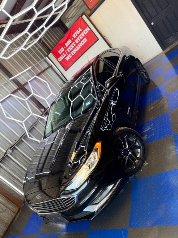 2018 Ford Fusion Image 11
