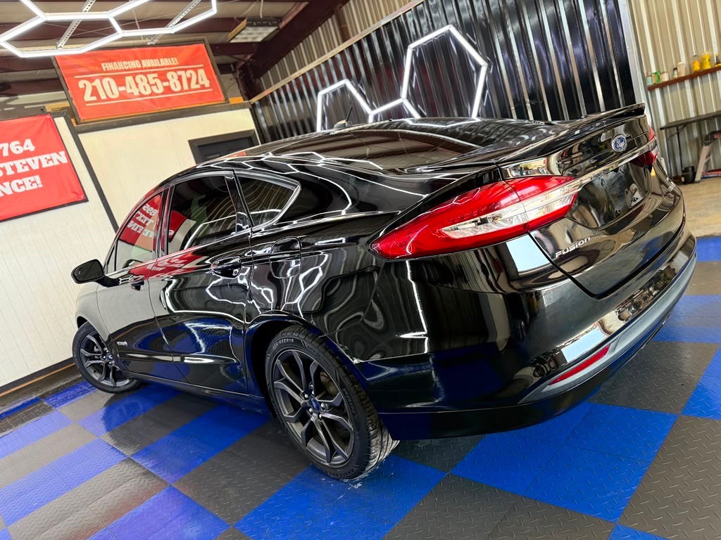 2018 Ford Fusion Image 15