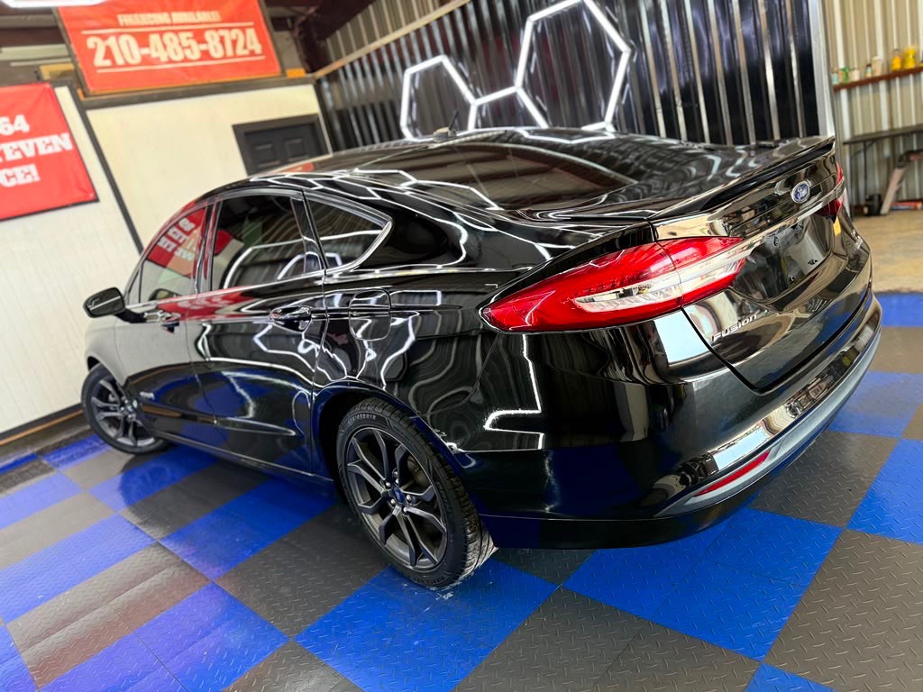 2018 Ford Fusion Image 17