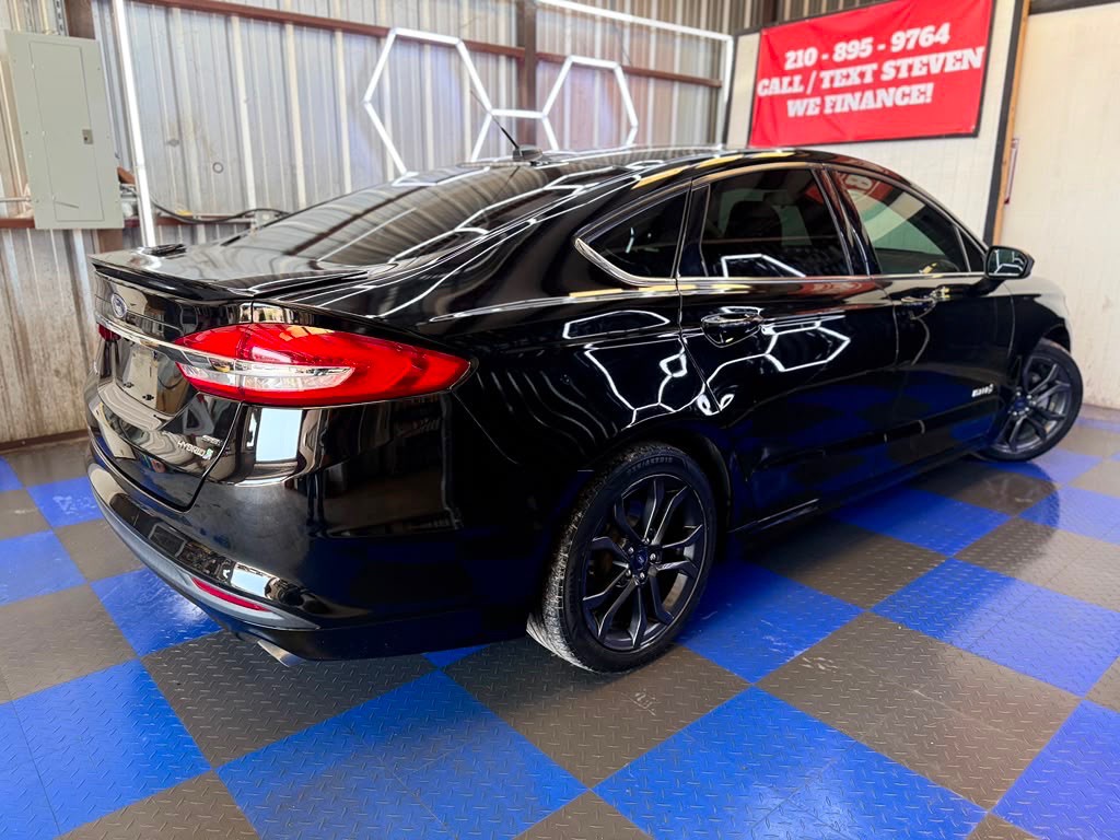 2018 Ford Fusion Image 19