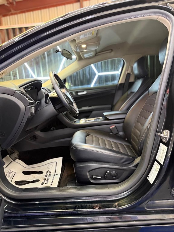 2018 Ford Fusion Image 27