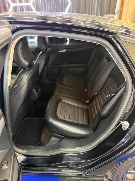 2018 Ford Fusion Image 38