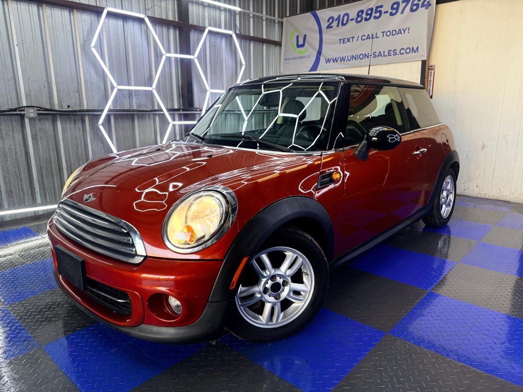 2011 MINI Cooper Image 5