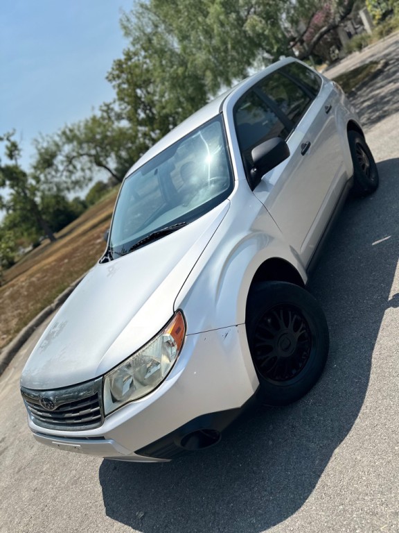 2009 Subaru Forester Image 2