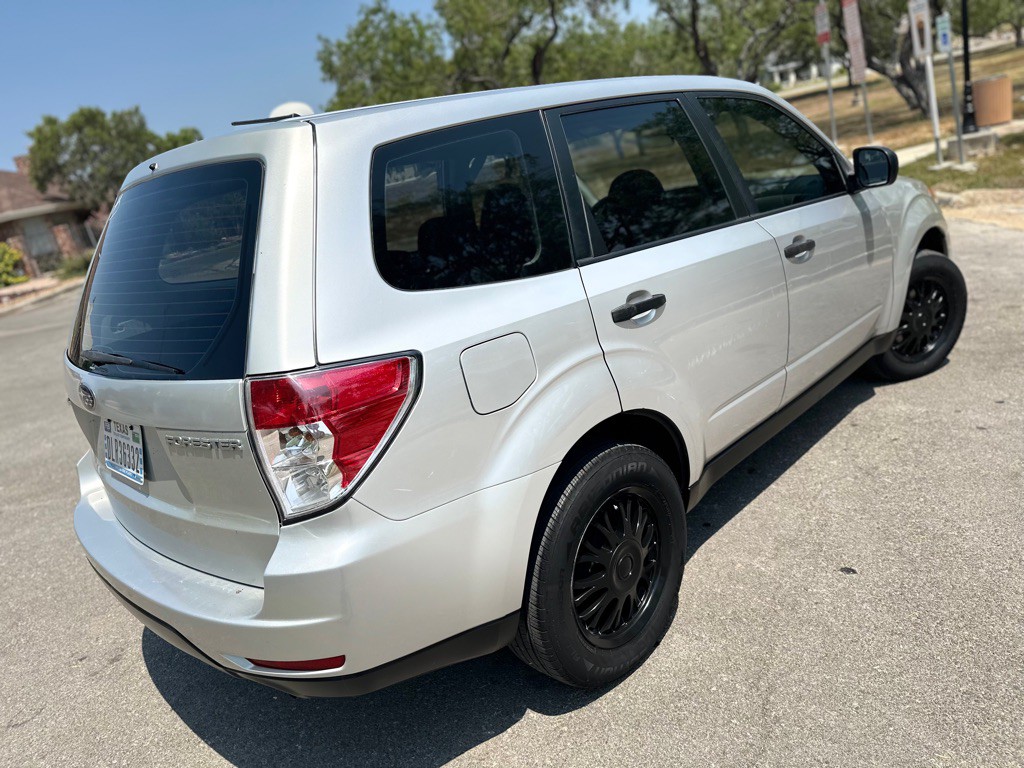 2009 Subaru Forester Image 24