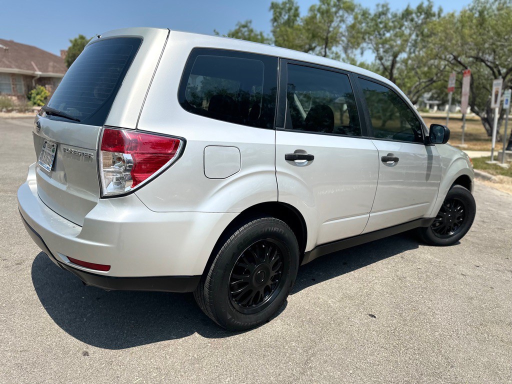 2009 Subaru Forester Image 29